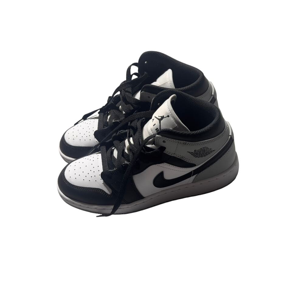 Air Jordan 1 Mid Older Boys Sneakers Boys 4.5Y White Gray Leather Athletic Logo - Picture 5 of 11